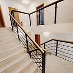 Apartment Hlucha Basta S Vnitrnim Bazenem Ceske Budejovice