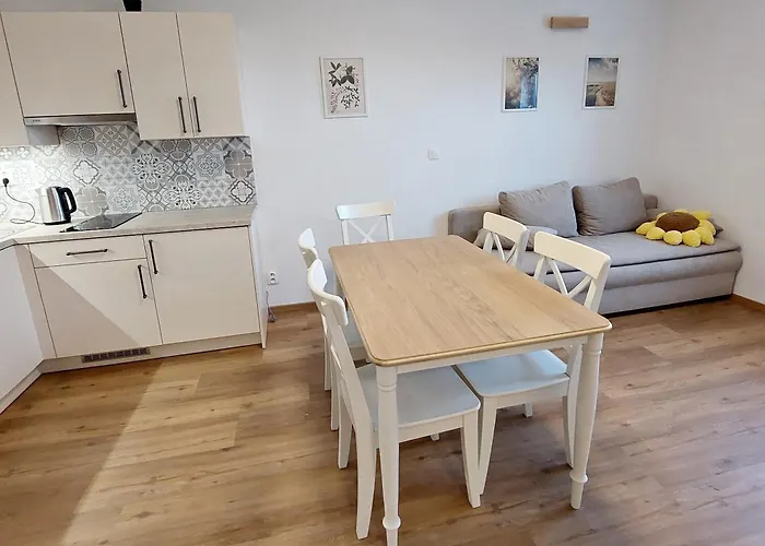 Apartment Hlucha Basta S Vnitrnim Bazenem