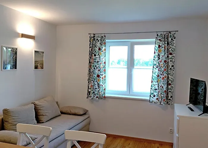 Apartment Hlucha Basta S Vnitrnim Bazenem